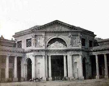 Genova, Stazione ferroviaria di Piazza