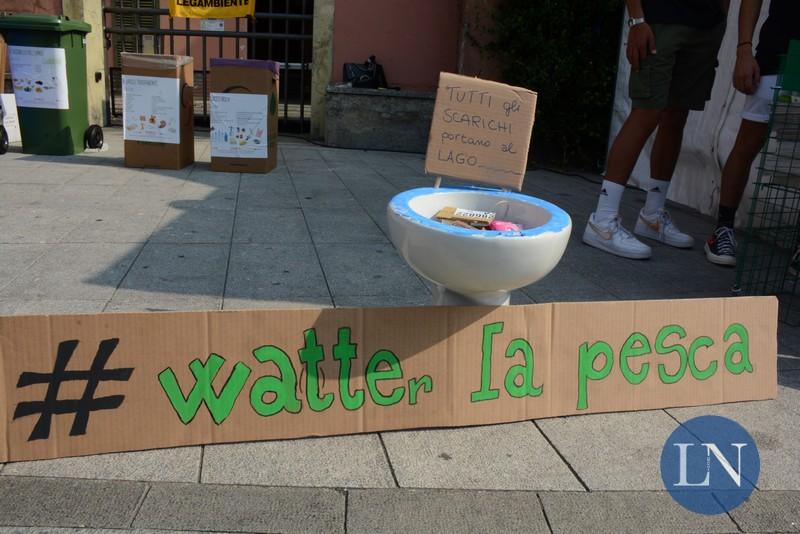 11 Nella domenica anche l evento simbolico clou della manifestazione che si svolgerà al mattino con l Abbraccio del Lago, volto a richiamare la necessaria e originale unione di lago e montagna, di