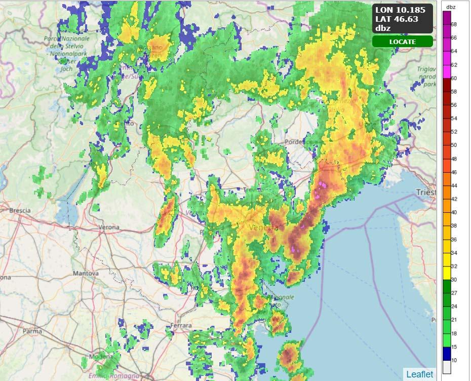 Ore 11:4 solari. Precipitazioni diffuse con locali rovesci e temporali.