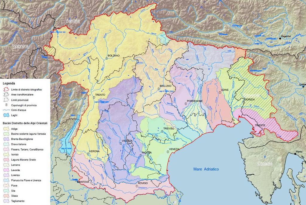 Un distretto idrografico è un area di terra e di mare, costituita da più bacini idrografici limitrofi e dalle rispettive acque sotterranee e costiere; il distretto è l ambito
