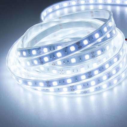 STR CLASSICHE Strip led 1200SMD2835 Elevata potenza: 19.