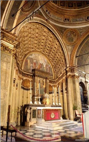 Poiché l edificio era a croce commissa la chiesa sarebbe apparsa mozza e