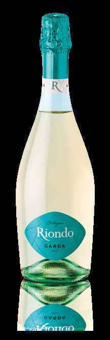 11,5% vol 750 ml 6-8 C 12 g/l 7% vol 750 ml 7-8 C 90 g/l COLLEZIONE GARDA DENOMINAZIONE DI ORIGINE CONTROLLATA SPUMANTE BRUT COLLEZIONE MOSCATO SPUMANTE DOLCE Riondo Collezione Garda è uno Spumante