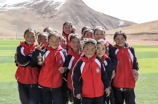 SCUOLA DI GOLOK TIBET PROVINCIA DEL QINGHAI Codice progetto: 0534 79 Descrizione del progetto e località di intervento: la Scuola Femminile Elementare e Media di Golok si trova nelle vicinanze del