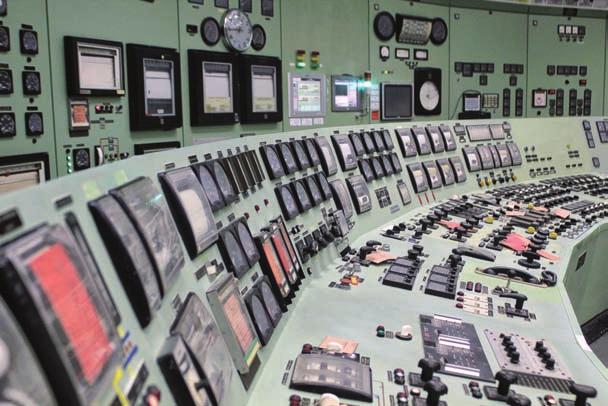 La sala controllo della centrale di Latina La centrale nucleare di Trino La centrale nucleare Enrico Fermi di Trino è stata costruita da un consorzio di imprese guidate da Edison e ha rappresentato