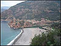 Una vostra arrivati all'alloggio serale potrete scendere alla spiaggia di Bussaglia, considerata una delle più belle della baia di Porto.