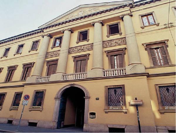 Palazzo Melzi di Cusano Milano (MI) Link risorsa: http://www.lombardiabeniculturali.