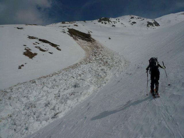 lastroni di neve bagnata