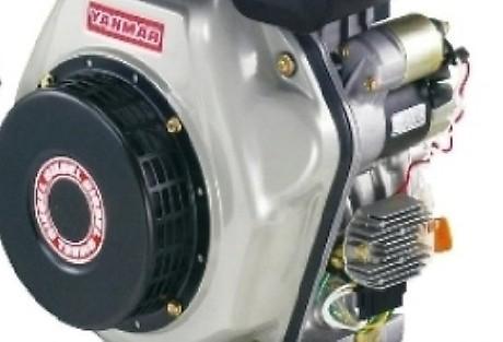 Motore Marca Motore Yanmar Modello L100N Electric Sistema di raffreddamento Aria Cilindrata cm³ 435 Aspirazione Naturale Numero giri motore rpm 3000 Regolatore di velocità Meccanico Carburante Diesel