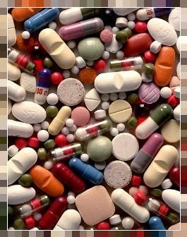 Forma farmaceutica F.F. forma di dosaggio in cui si presenta il medicinale, in modo che sia pronto per l uso, ottenuto in seguito ad un operazione farmaceutica, che contiene il/i principio/i attivo/i (p.