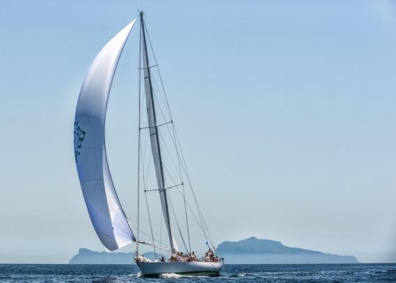 11. CATEGORIES AND CLASSES In accordance with Article 17 of CIM Rules 2014/2017 the Yachts will be assigned to the following categories: Vintage Yachts;
