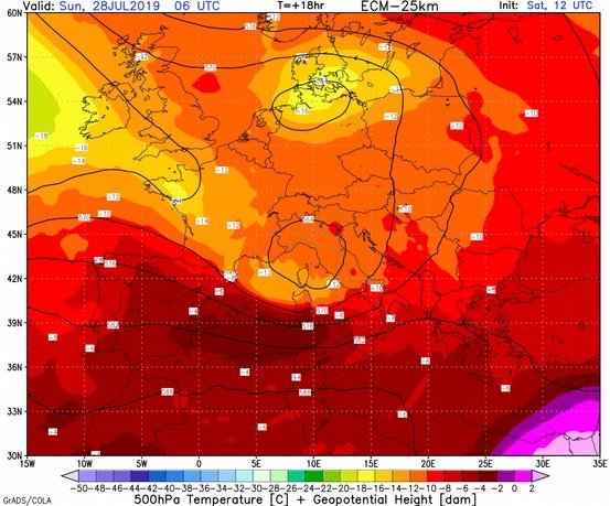 Fig. 9: precipitazioni cumulate totali il 27 luglio Nella notte del 28 luglio la saccatura e il minimo ad essa associato transitano sulla regione (immagine 10) recando precipitazioni diffuse, anche