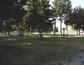DESCRIZIONE / il rapporto con il contesto Il parco è situato al margine del centro storico di Ravenna, in un area compresa fra il tessuto edilizio più antico e la linea ferroviaria.