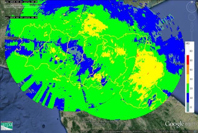 sinistra), alle 08:00 UTC (in alto a