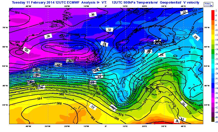 Figura 10: Mappe di CAPPI a 2000 m del composito nazionale del Dipartimento Nazionale di Protezione Civile del 11/02/2014 alle 02:00 UTC (a sinistra) e alle