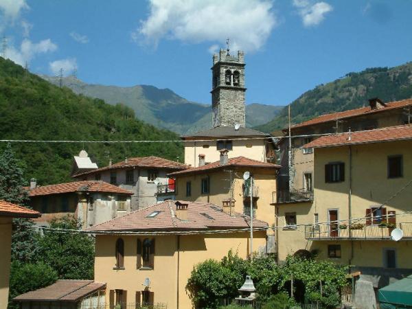 Chiesa di S. Girolamo Cedegolo (BS) Link risorsa: http://www.lombardiabeniculturali.