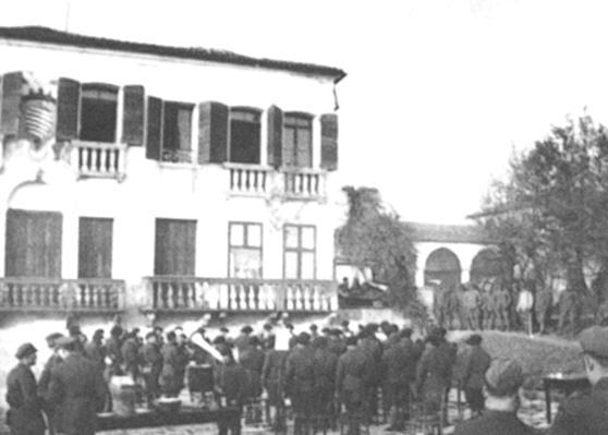 Bollettino n 31 del 04 maggio 2015 Conviviale presso Villa Ca Erizzo Luca Museo Hemingway e della Grande Guerra Cronaca della serata Grazie alla sempre splendida ospitalità della