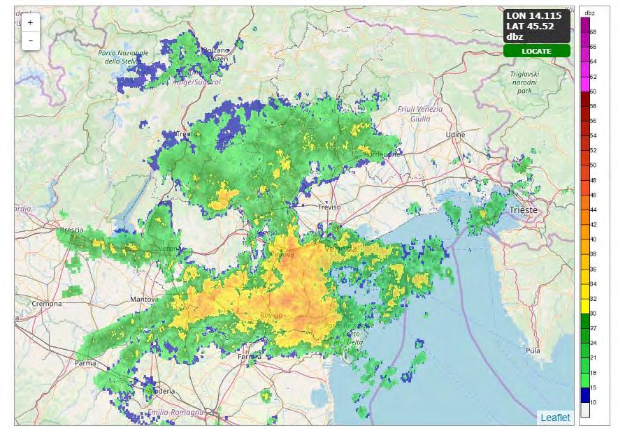 riflettività (CMAX grandezza legata all intensità della precipitazione) della mosaicatura dei radar ARPAV di Teolo e Concordia Sagittaria e del radar di Monte Macaion