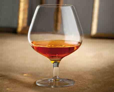 Cognac Ideale per la degustazione di brandy e cognac Dessert Tante proposte per valorizzare il servizio del dessert servizio e arredo tavola RM 502 ARABESK Coppetta h 5 cm - 2 Max Ø 16 cm - 6 ¼ RM