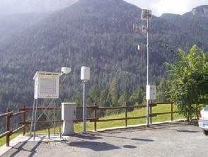 Descrizione generale: la stazione, ubicata nei pressi del centro visitatori del Parco del Mont-Avic, è dotata di