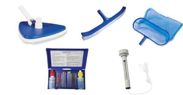 6 - Attrezzatura pulizia e prodotti disinfezione All avvio della piscina, oltre ad un tester per misurare i