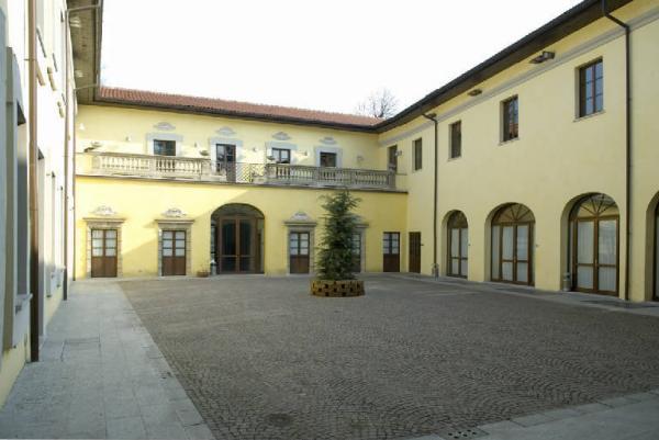 Villa Maggi Corvini Parabiago (MI) Link risorsa: http://www.lombardiabeniculturali.