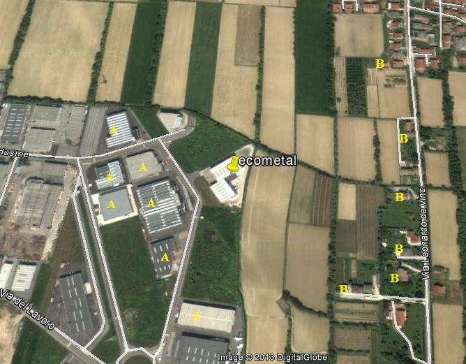 Immagine 6 estratta da Google Earth Dall analisi dell immagine emerge che nell intorno dell area di intervento gli obiettivi maggiormente sensibili sono le abitazioni poste ad Est (si sviluppano ad