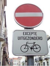 Il Code de la rue in Belgio onere di prova dell'utente più "forte" verso il più debole (es. auto verso bici o pedoni) continuità percorsi elementari, marciapiedi ecc.