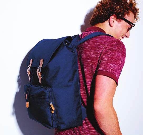 BG64 Oakdale Canvas Backpack 0% Cotone Canvas/Viscosa, etichetta rimovibile, tasca frontale con zip, tasca interna a sacchetto, tasche laterali, pannello posteriore imbottito, base rinforzata,