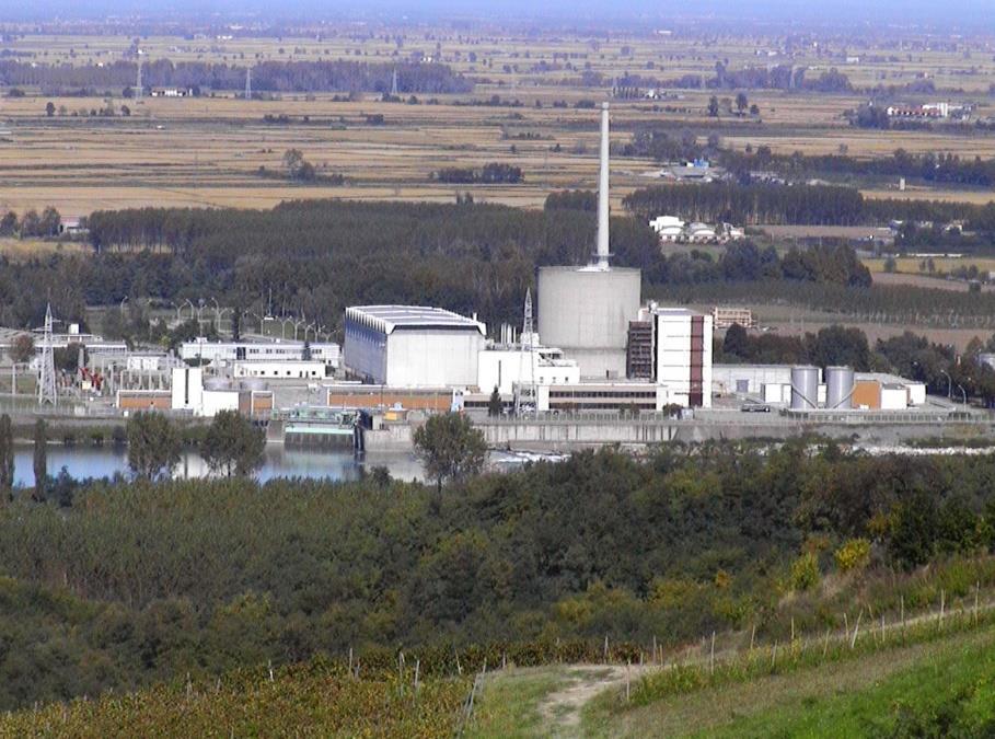 Centrale Trino Inizio costruzione 1961 Entrata in esercizio 1965 Tipo di reattore Potenza elettrica