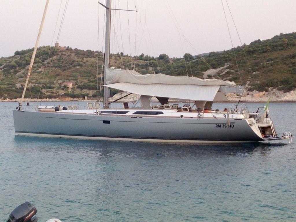 Caratteristiche SEI TU 2 Cantiere Baltic Yachts Modello Baltic 66-01 Anno 2005 Progetto Judel / Vrolijk / Vismara Bandiera Italiana Materiale Scafo Carbon/Epoxy sandwich Colore Scafo Grey Coperta