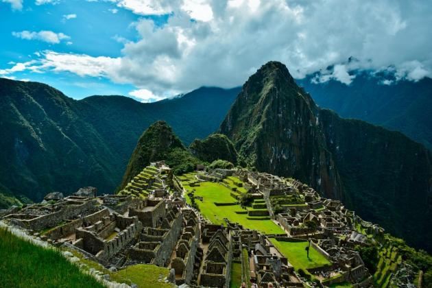 I TESORI DELLE ANDE: PERU' E BOLIVIA Itinerario consigliato NUOVO VIAGGIO ECCEZIONALE CHE AGGIUNGE ALLE METE PIU' CLASSICHE DEL