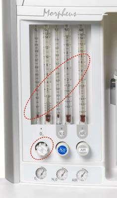 Regolare il flusso di O2. Verificare che la somma dei flussi letti su tutti i flussometri corrisponda al valore previsto.