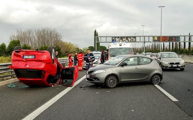 Dopo un incidente stradale può essere più conveniente risarcire i danni di tasca propria piuttosto che affidarsi alla compagnia con cui si