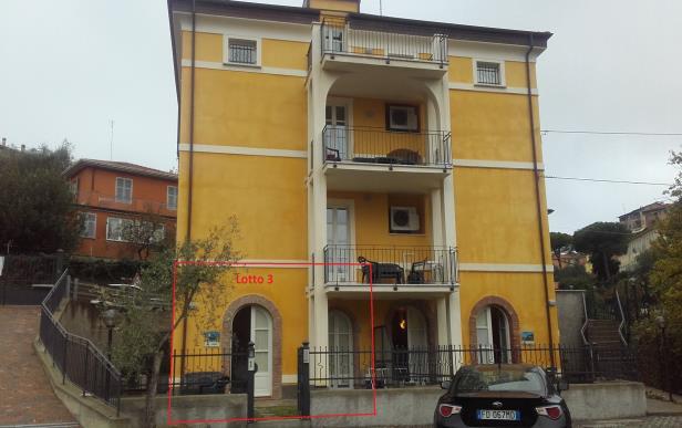 LOTTO N. 3 - Appartamento costituito da 3 vani di circa 62 mq situato in Lerici, Località Guercio Prima Traversa n.