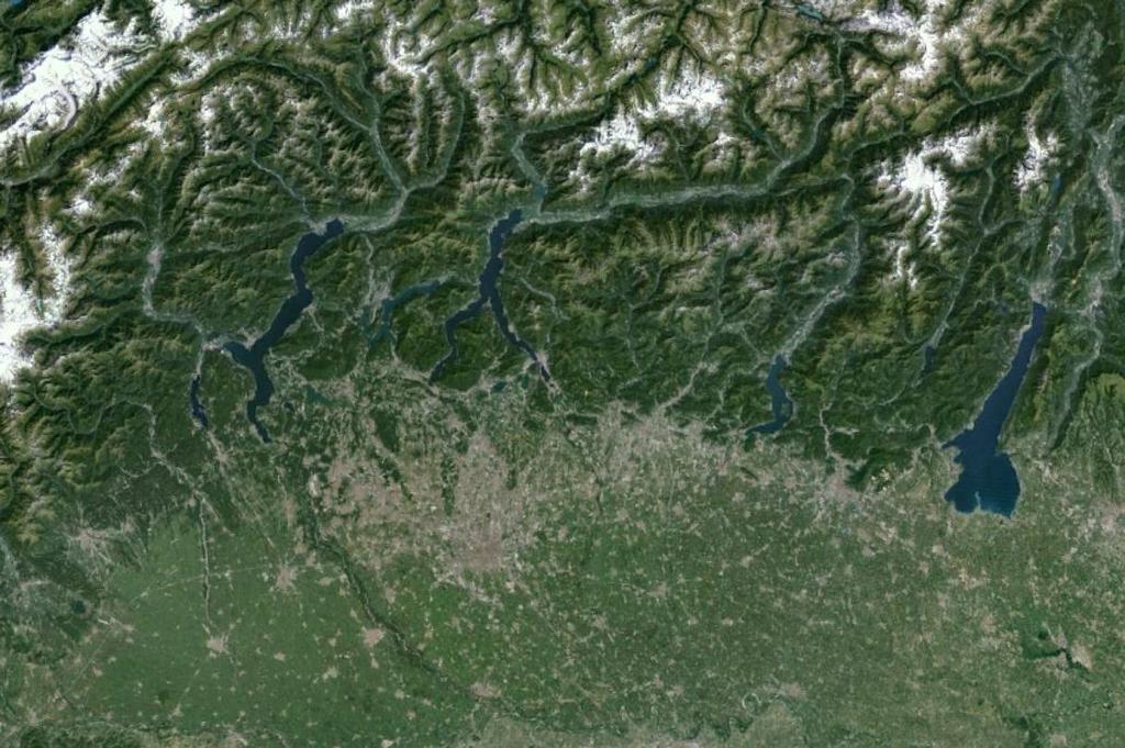 Da valle a monte: la scala di bacino River Adda TOPKAPI-ETH Physically-based