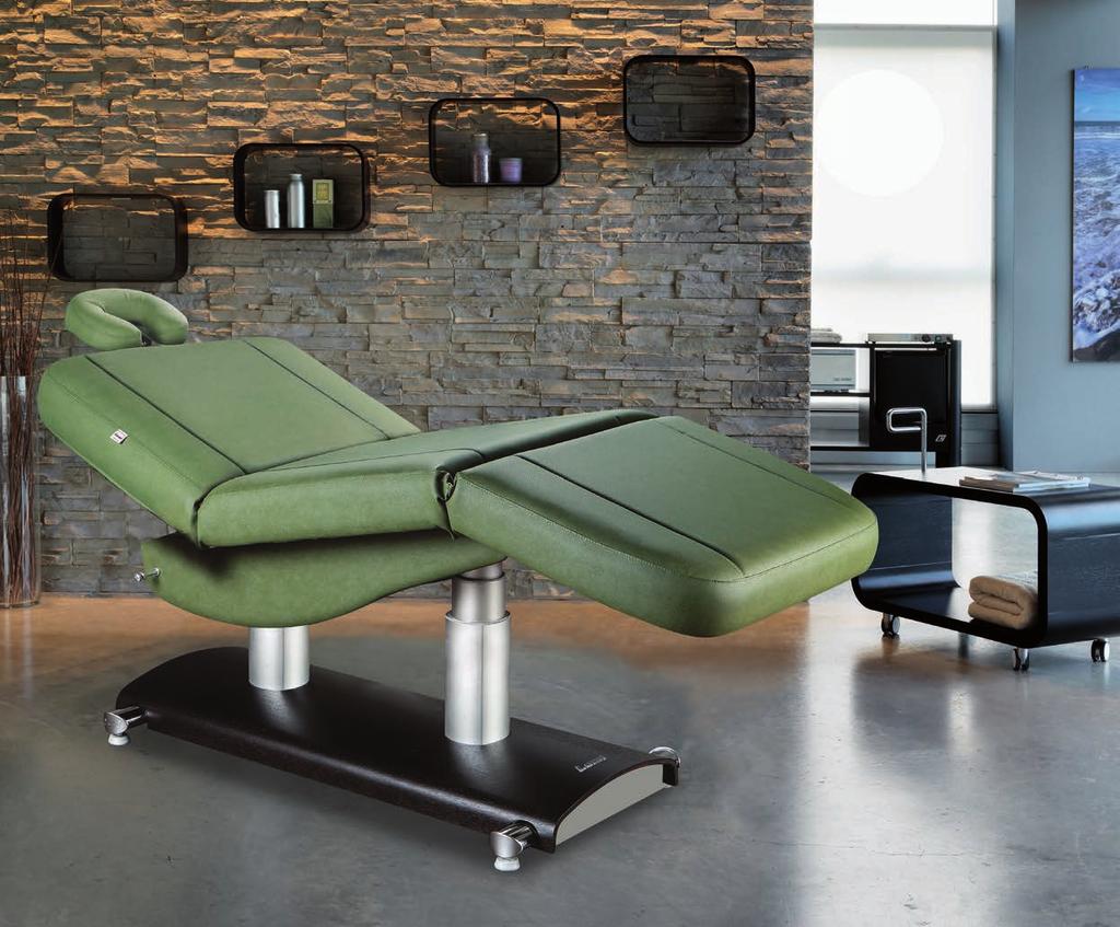Thanks to its fully electric adjustment of height, backrest, legrest and trendelenburg, the Verona treatment table is DUAL USE: it can be used as a chair or as a bed, ideal for a wide range of Spa