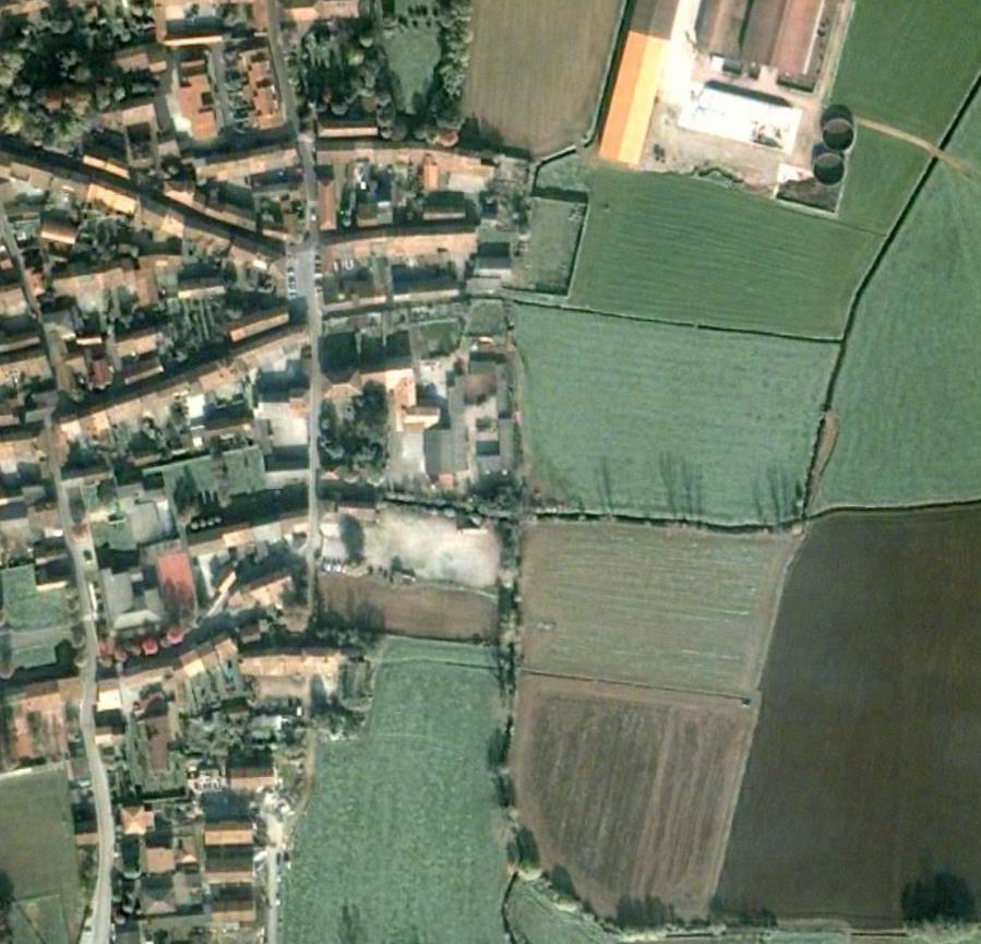 PR 8 Ambito di riqualificazione residenziale Via S. Rocco L ambito oggetto della presente scheda è situato nella parte sud-est del centro storico del comune di Izano.