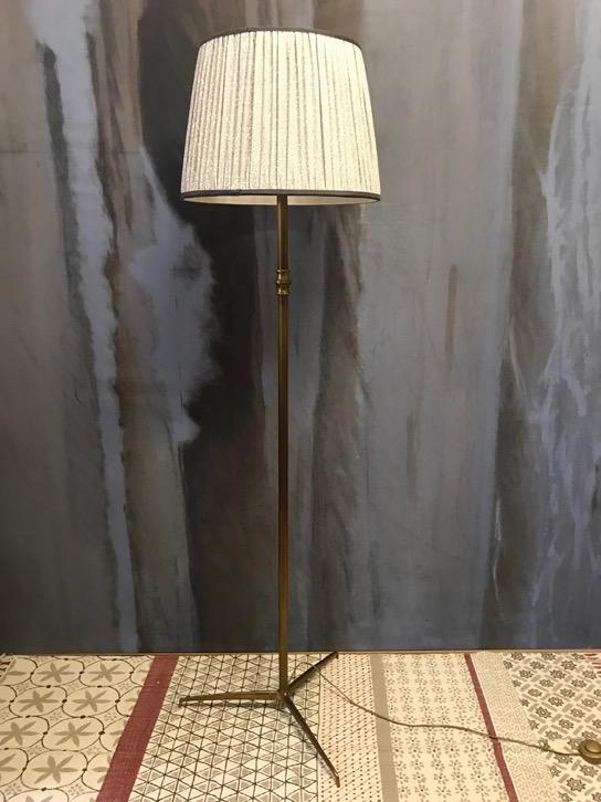 LAMPADE PARALUME PLISSETTATO DECORO FOGLIE GRIGIO BASE AVORIO-PASSAMANERIA GRIGIA diam.