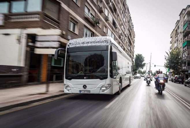 E-CITARO DI MERCEDES Autonomia: 250 km Sperimentazione dal 21 al 30 settembre, con possibilità