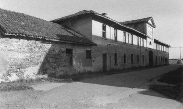 Case coloniche della Cascina Cantarana Salerano sul Lambro (LO) Link risorsa: http://www.lombardiabeniculturali.