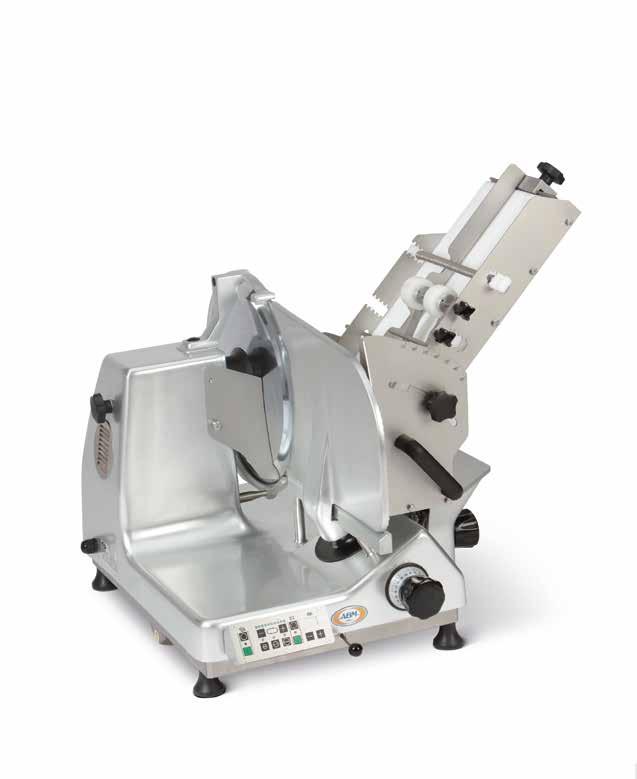 product Intuitive control panel - IP69 protection Slicer s set up counter Easily water cleaning Removable blade Aluminium handle Tilting device 35 SPESSORE MAX MAX. TICKNESS SPESSORE MAX.