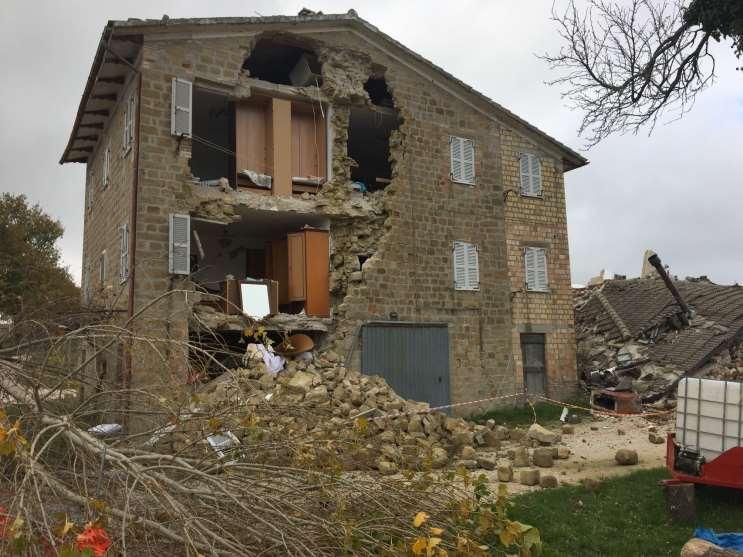 Terremoto nell Italia Centrale Introduzione al FRC e