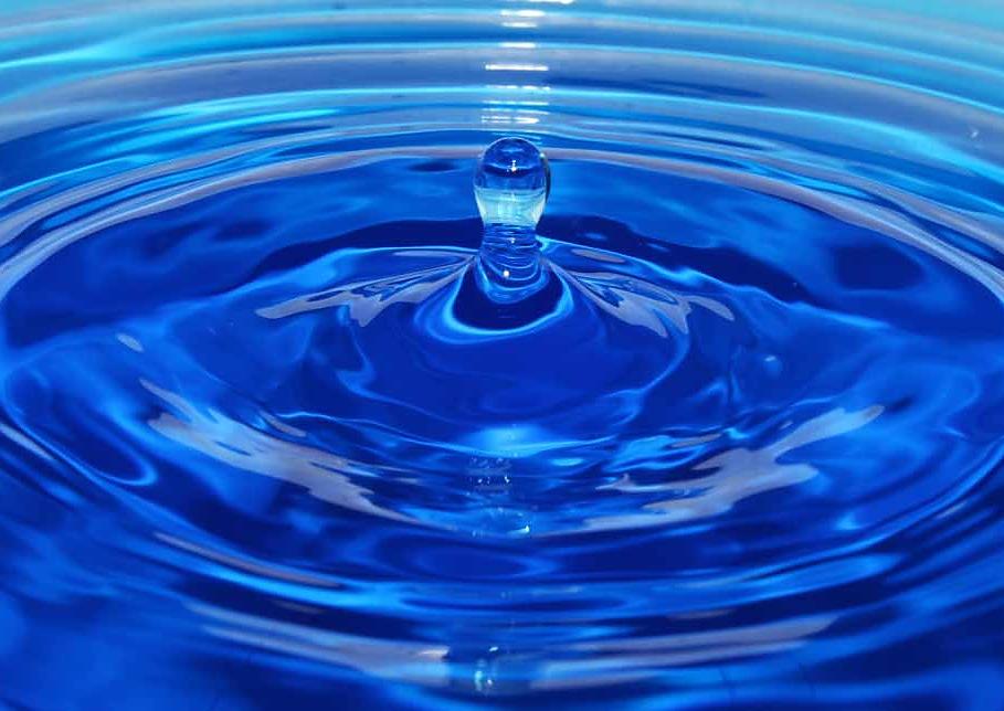 acqua, oro blu del mondo Eleonora
