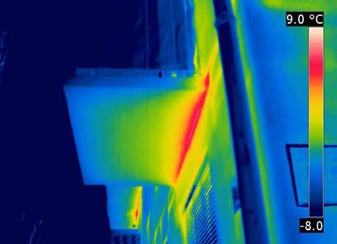 Fisica delle costruzioni Fisica delle costruzioni Bassa conducibilità termica Gli elementi di raccordo a taglio termico si utilizzano per ridurre le perdite di calore associate ai ponti termici e