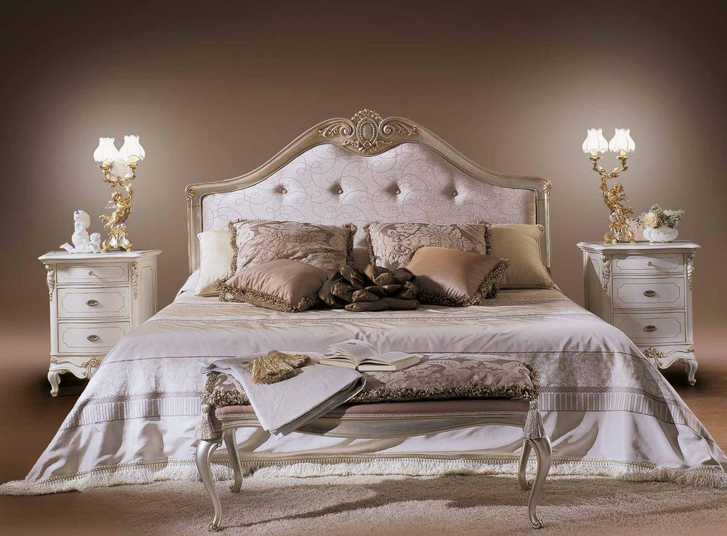 BP218 Letto Vasari (Vasari Bed) finitura argento invecchiato (Old Silver) Cm 194*152H Rete(Spring) 180*200 BP314CD Comodino (night