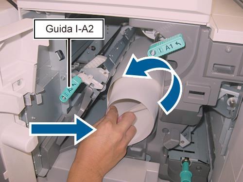 Eliminazione degli inceppamenti nel Multi Function Professional Puncher-A1 e nel Document Insertion Unit-N1 1 Aprire la guida P-A del Multi Function Professional Puncher-A1.