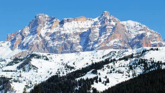 TRENTINO ALTO ADIGE DIMARO FOLGARIDA (TN) HOTEL VECCHIA AMERICA DDD 3, 4, 6 o 7 notti mezza pensione + utilizzo area benessere + Cenone di Capodanno L'Hotel Vecchia America è situato a Dimaro,