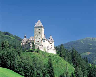 Da Leoben a Graz il percorso è poco ondulato e nella parte finale da Graz a Bad Radkersburg è pianeggiante. La prima parte ha il sapore forte delle montagne e l aria fresca del bosco.