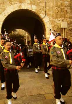 I L MINISTERO PASTORALE Scout della parrocchia di San Salvatore a Gerusalemme. L attività pastorale dei Francescani è svolta in 29 parrocchie e in numerose chiese, cappelle e succursali.